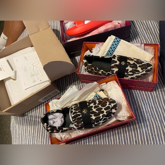 New Tory Burch Reva Leopard / Perfect Black Velvet Jacquard Ballet Loafers 9.5 - Picture 8 of 9